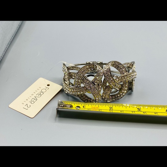 Forever 21 Statement Cuff Bracelet - Picture 7 of 7